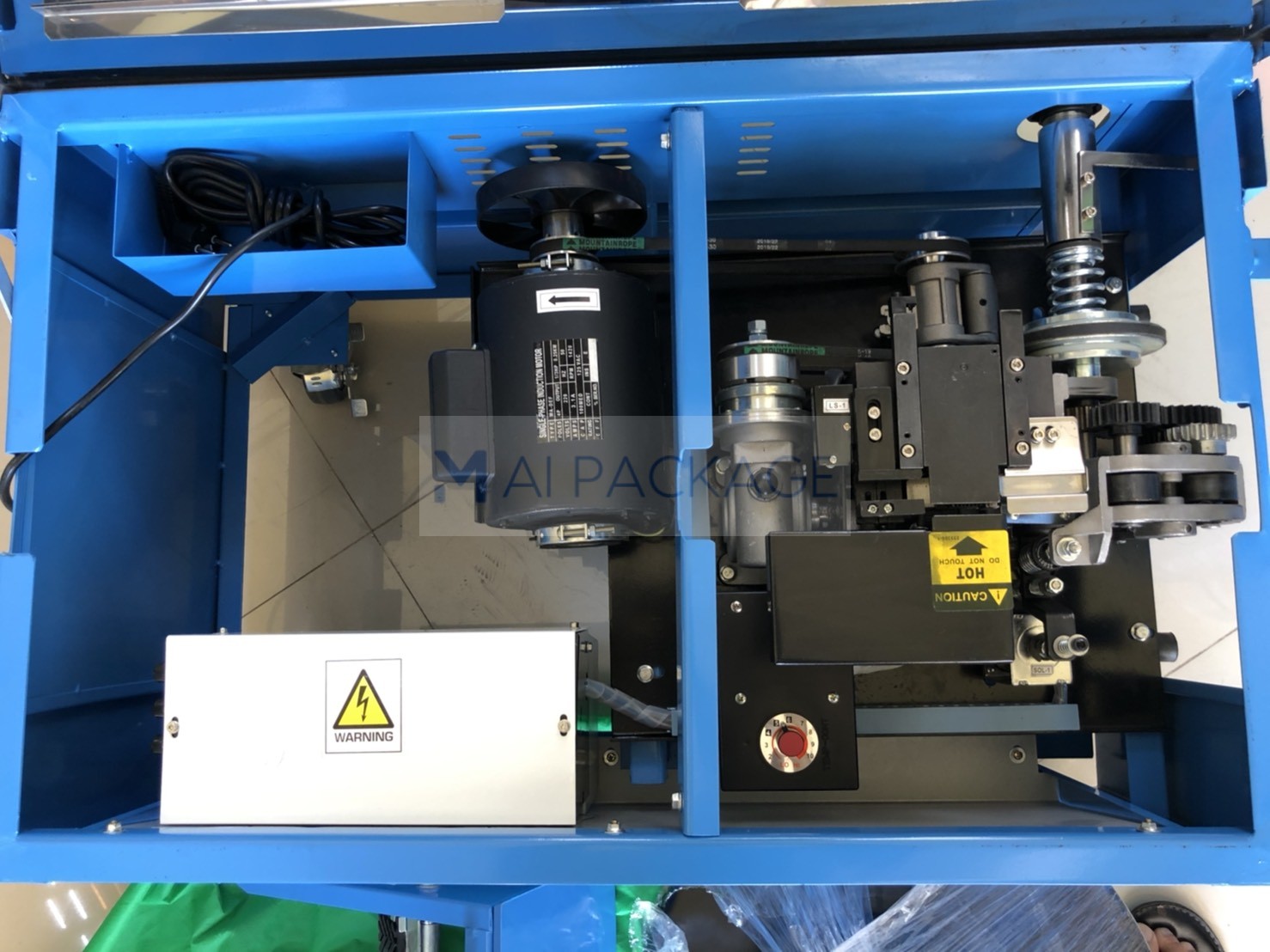 เครื่องรัดกล่อง,เครื่องนรัดกล่องกึ่งอัตโนมัติรุ่นWE-801L