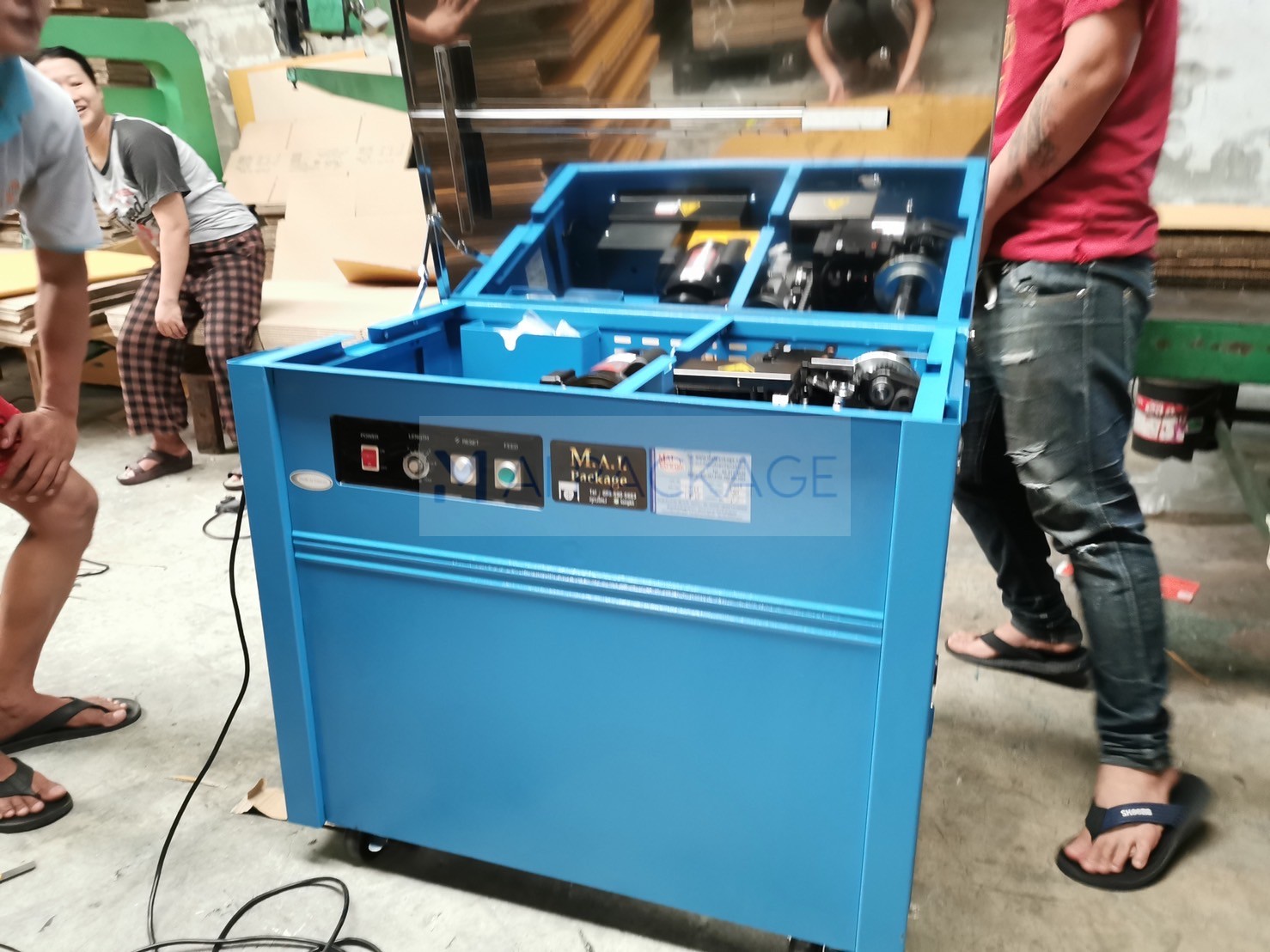 เครื่องรัดกล่อง,เครื่องรัดกล่องรุ่นTP-201,เครื่องรัดกล่องไต้หวัน