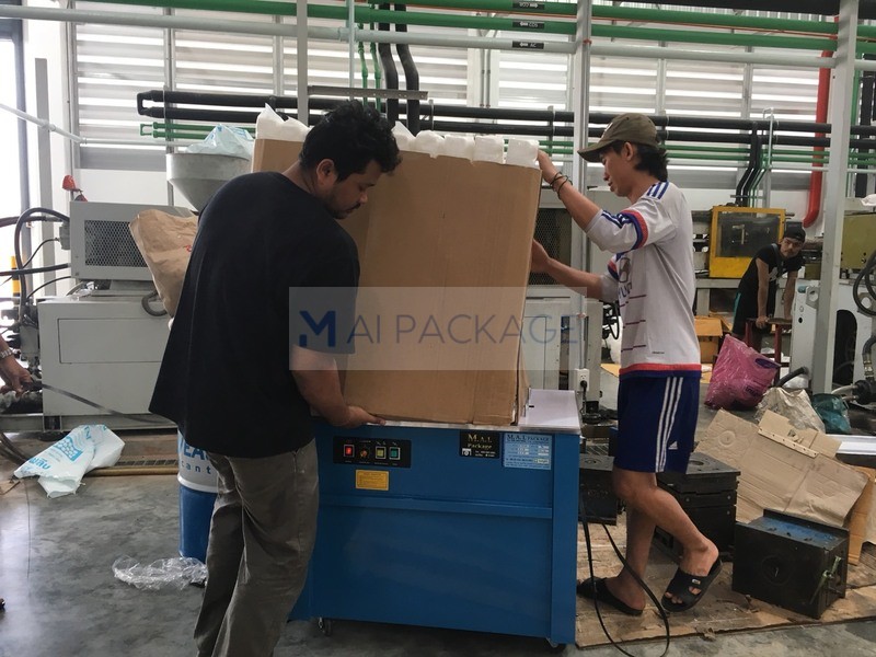 เครื่องรัดกล่อง,เครื่องรัดกล่องกึ่งอัตโนมัติ,เครื่องรัดกล่องจีนรุ่นKZB-I