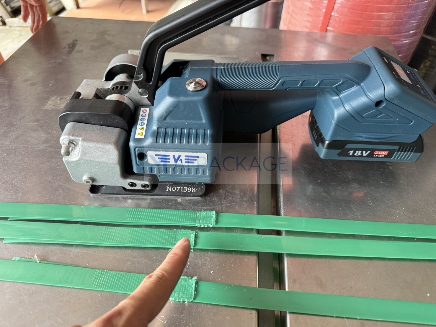 เครื่องรัดสายแบตเตอรี่รุ่นV1